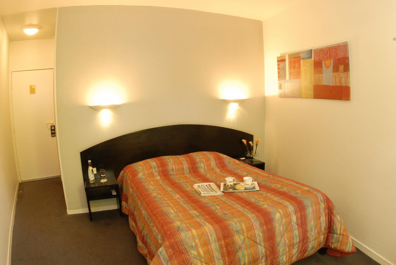 Hotel Agena Faches-Thumesnil Bagian luar foto