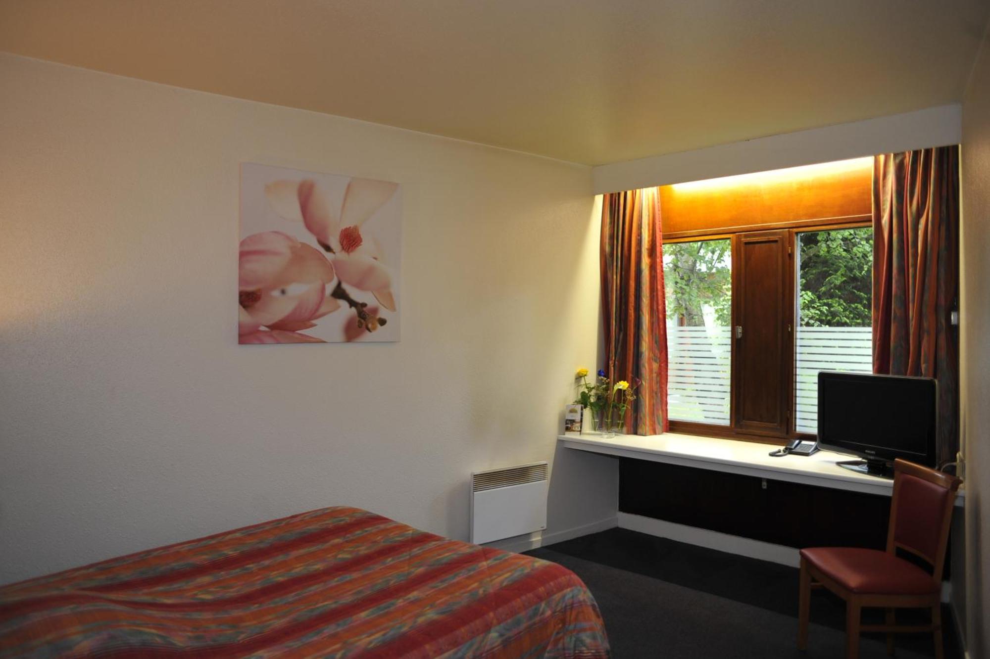 Hotel Agena Faches-Thumesnil Bagian luar foto