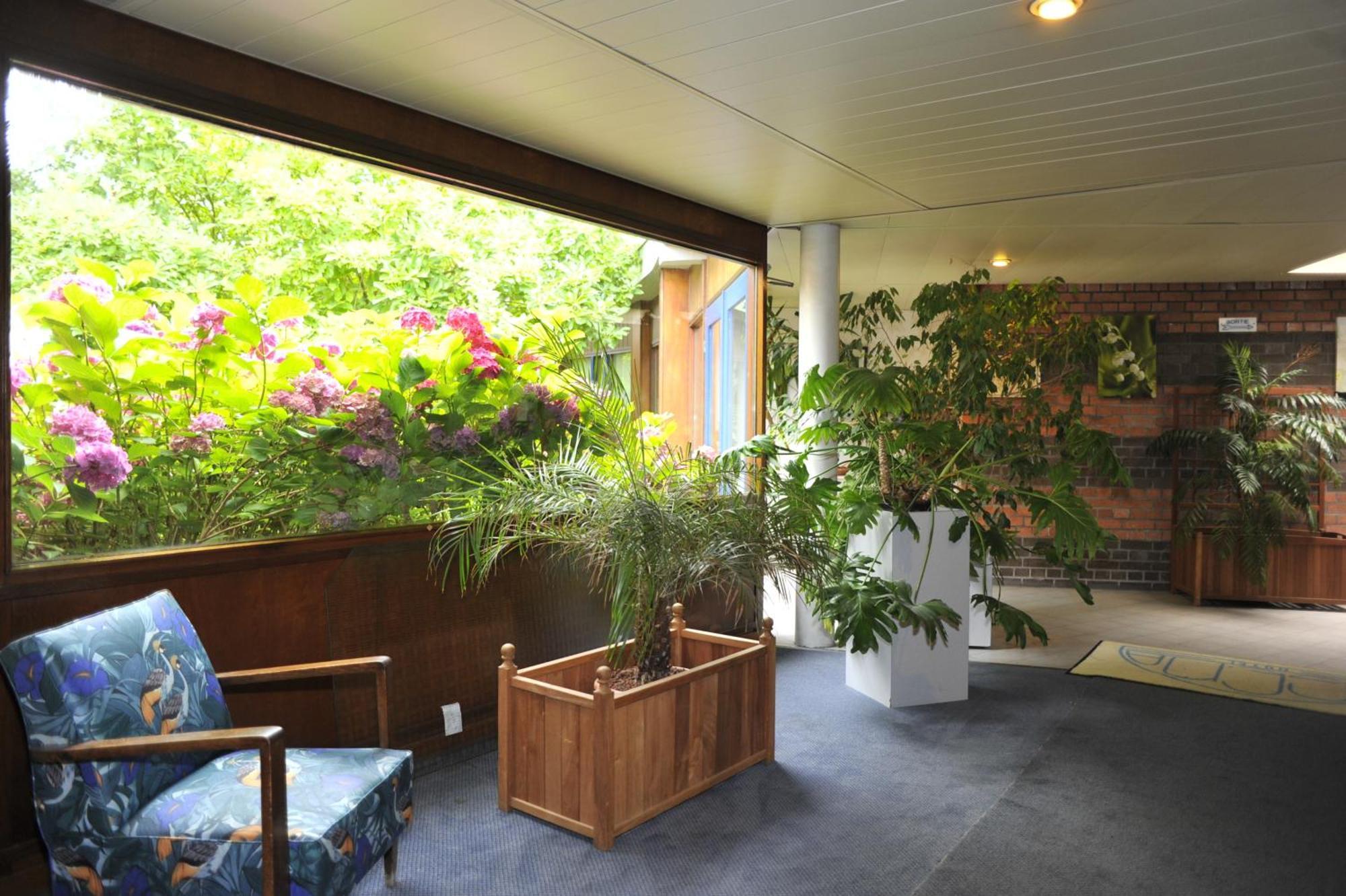 Hotel Agena Faches-Thumesnil Bagian luar foto